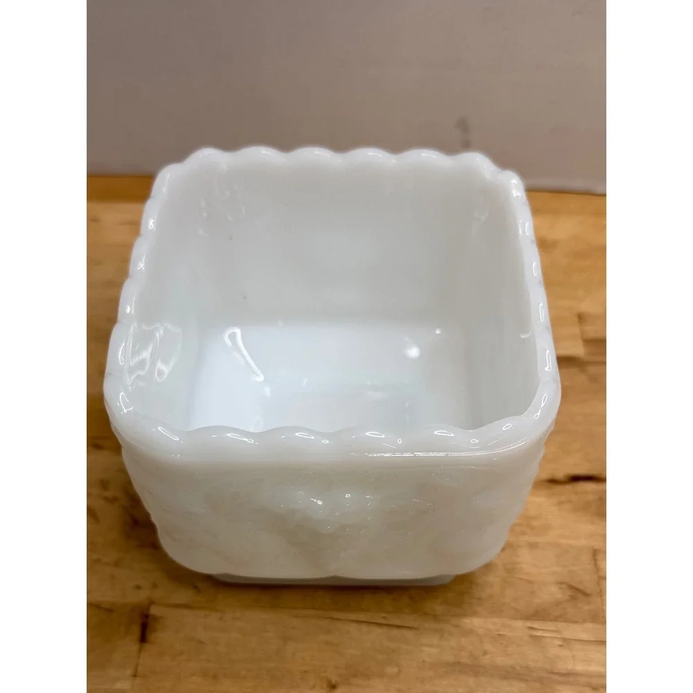 Vintage Colony Milk Glass Harvest Grape Square Planter Vase Scalloped Edge